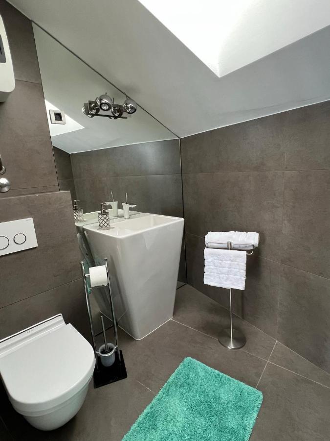 Luxury Laurus Penthouse With Awesome Sea View Lejlighed Primošten Eksteriør billede