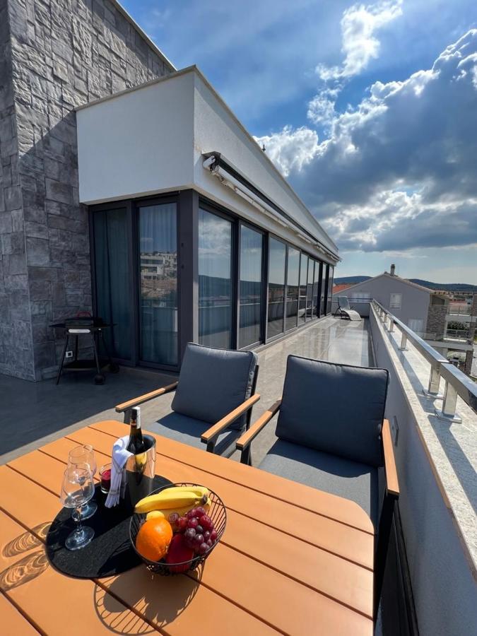 Luxury Laurus Penthouse With Awesome Sea View Lejlighed Primošten Eksteriør billede