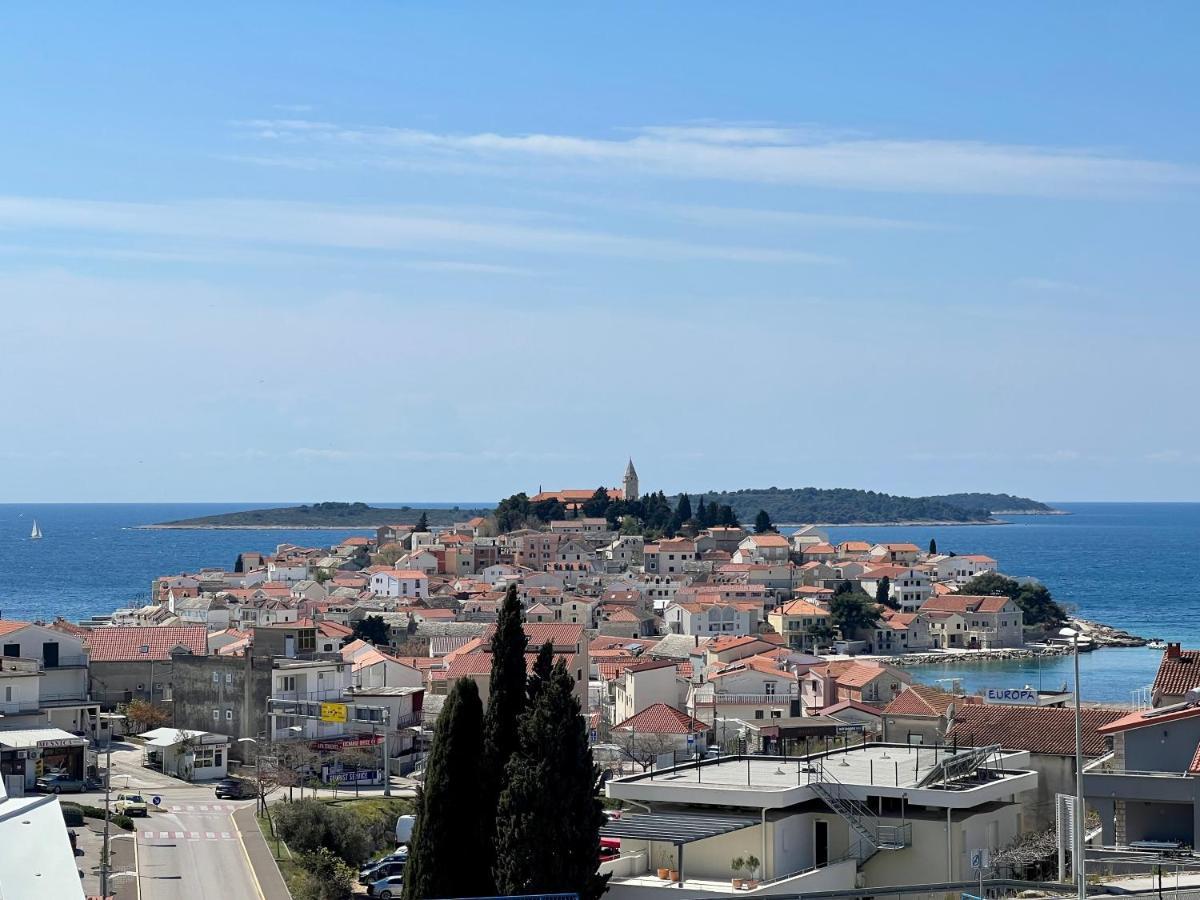 Luxury Laurus Penthouse With Awesome Sea View Lejlighed Primošten Eksteriør billede