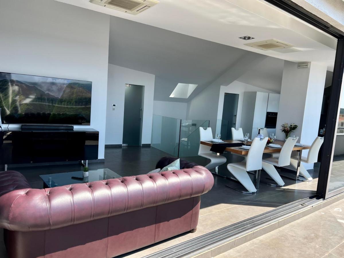 Luxury Laurus Penthouse With Awesome Sea View Lejlighed Primošten Eksteriør billede