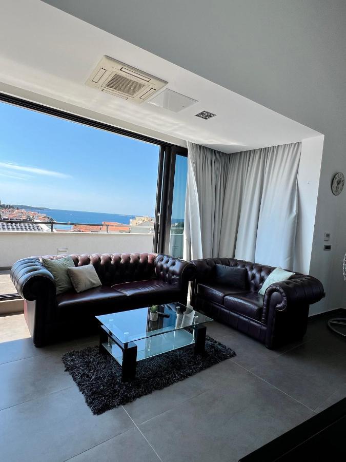Luxury Laurus Penthouse With Awesome Sea View Lejlighed Primošten Eksteriør billede